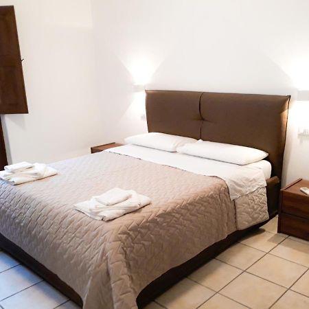 Residence Gregory Filicudi Pecorini Eksteriør billede